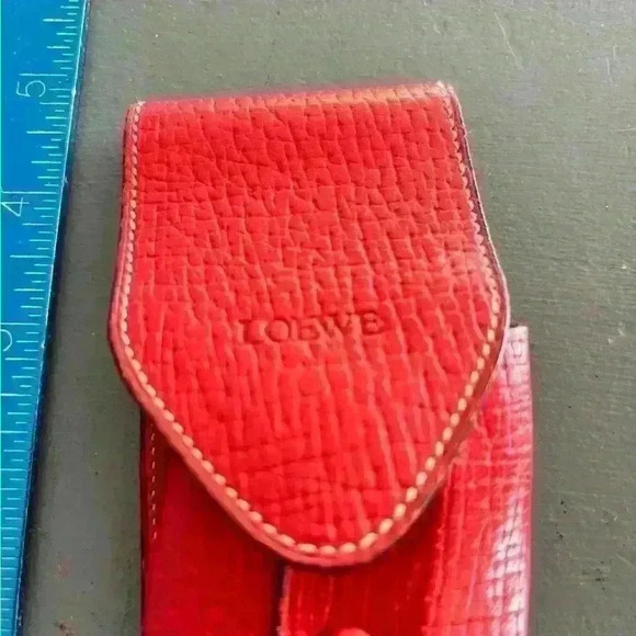 COPY - Loewe red leather card holder. Unique collector piece and in EUC - no ru… - Picture 7 of 10
